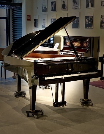 Kawai GL10