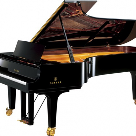 Yamaha CFX