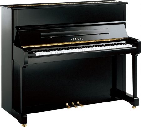 Yamaha P121 M PE (negro Pulido)