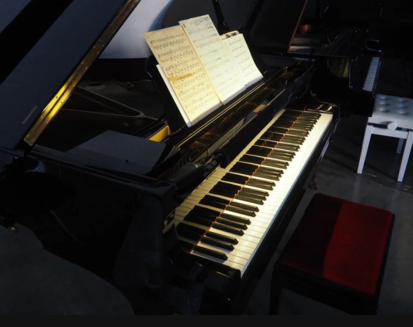 Lámpara de piano