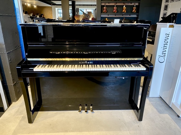 Schimmel K122 Elegance Silent