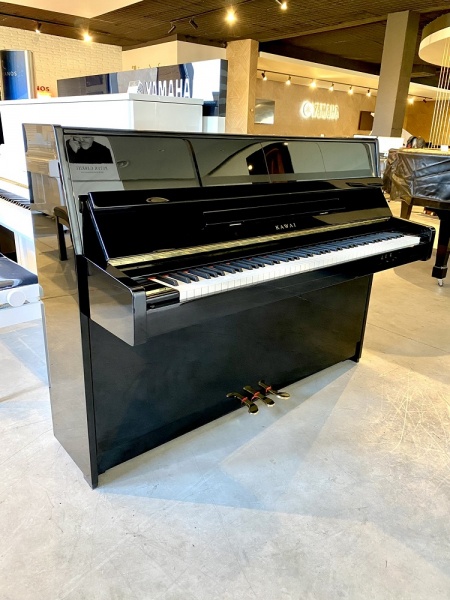 Kawai K15