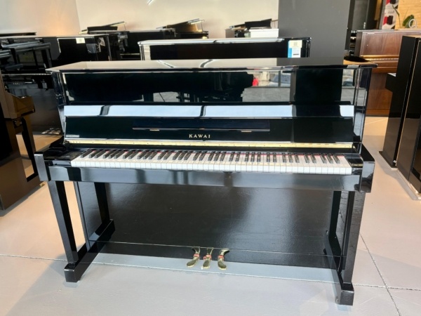 Kawai K18