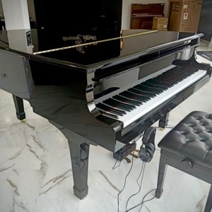 Yamaha C3